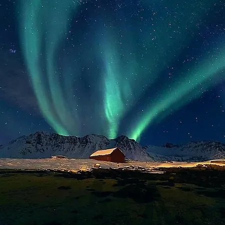 مكان تخييم Lofoten Rystad